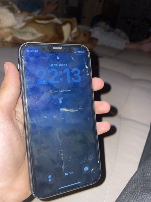 Срочно продам 11 айфон