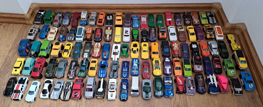 Masinute HOT WHEELS diferite modele
