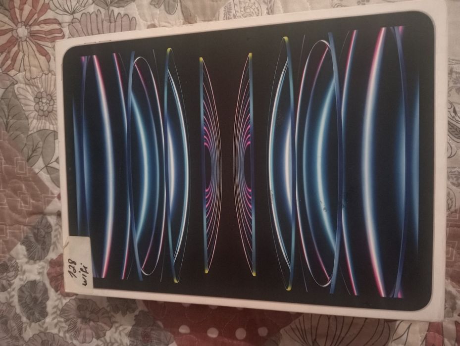 Продаю iPad Pro м2 в отличном состоянии