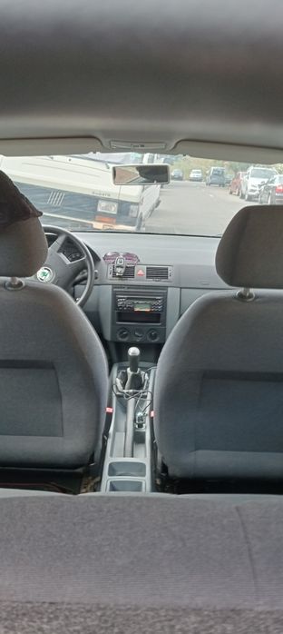 Vând Skoda Fabia 1.4 benzina