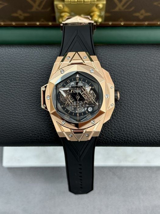 HB Big Bang Sang Bleu 45mm Gold