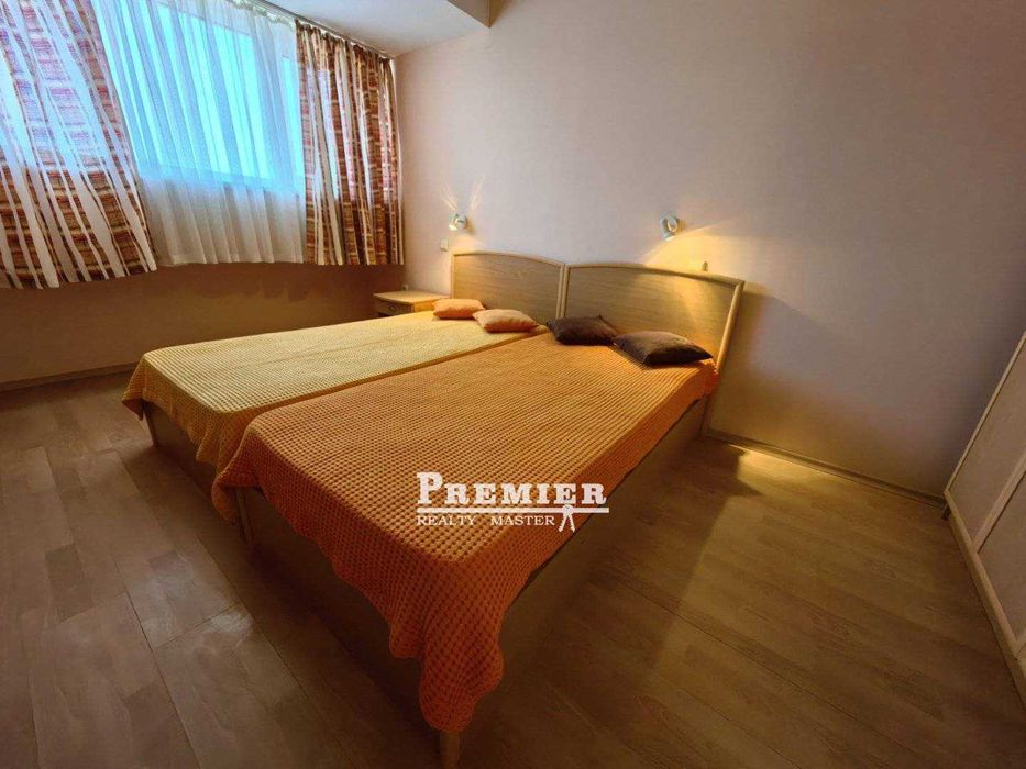 Продава се Тристаен апартамент в к.к. Слънчев бряг - 130 кв.м за 408 €/кв.м - Снимка #10