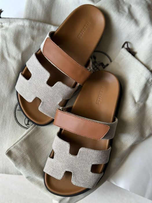 Hermes Chypre sandals