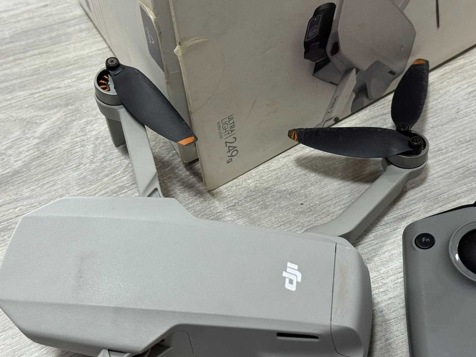 Продавам DJI Mini 2