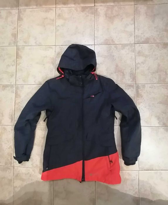 Mountain Warehouse яке за ски
