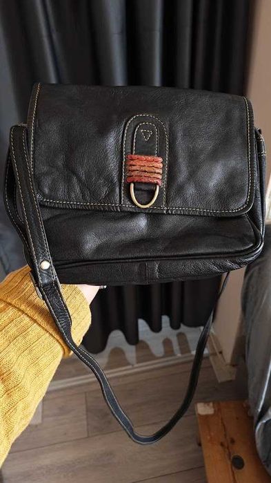 3 gentute din piele naturala