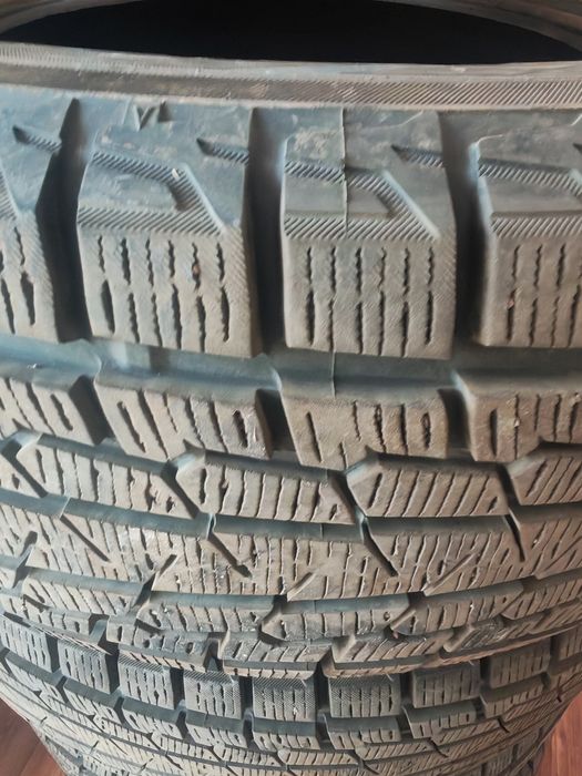 Продам шины Прадо 120