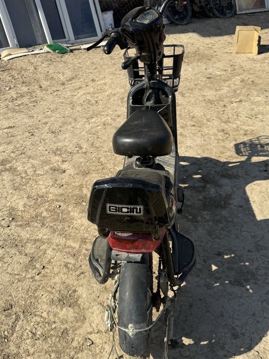 Скутер,электронный скутер