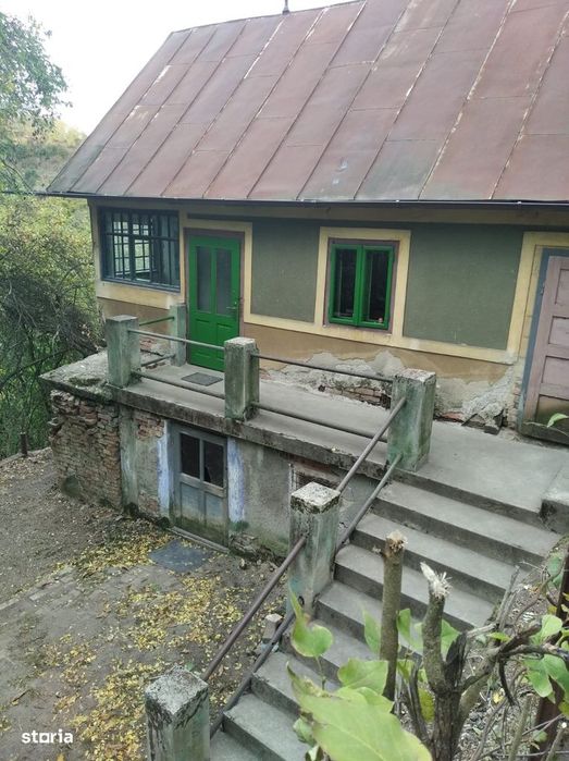 CASA in Ghelari(20 km de Hunedoara) | 2 Camere | Teren 150 mp