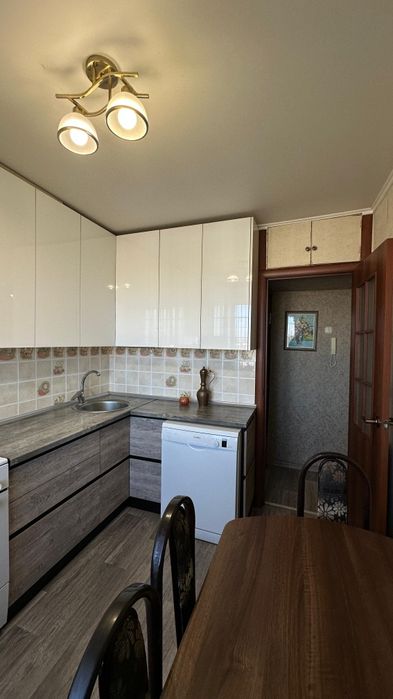 Продам 3-х комн. квартиру