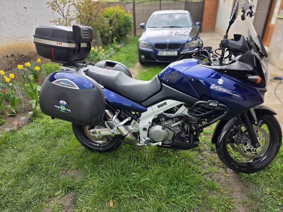 Suzuki v strom 1000 pe injectie