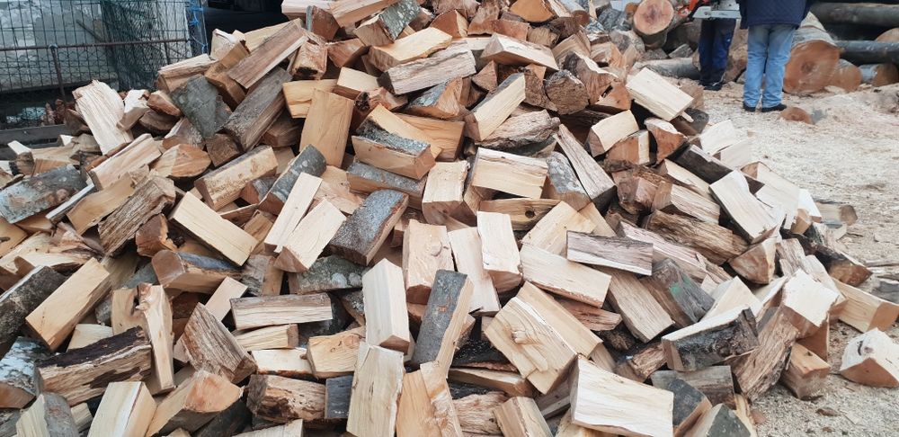 Vând lemn de foc de FAG