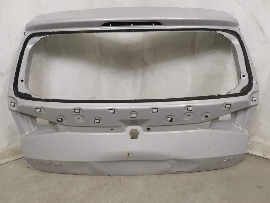 Хюндай и20 / Hyundai i20 3 [ - ] Оригинален повреден заден капак/багаж