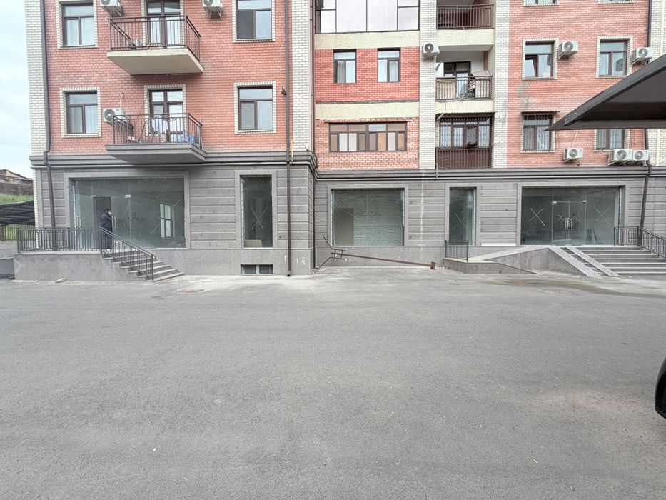 сдаем помещение  400 кв м2 F01