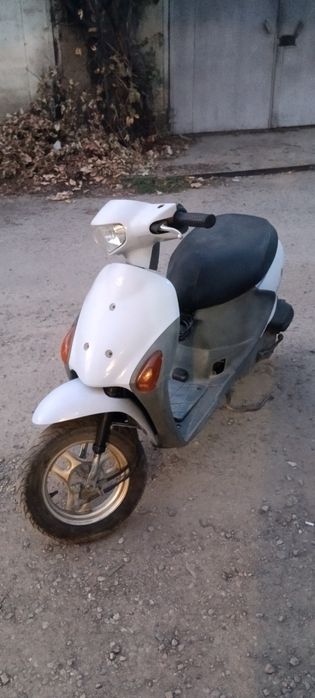 Suzuki let's 4g мопед