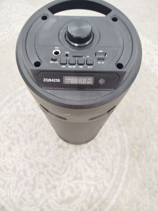 Большая колонка новая