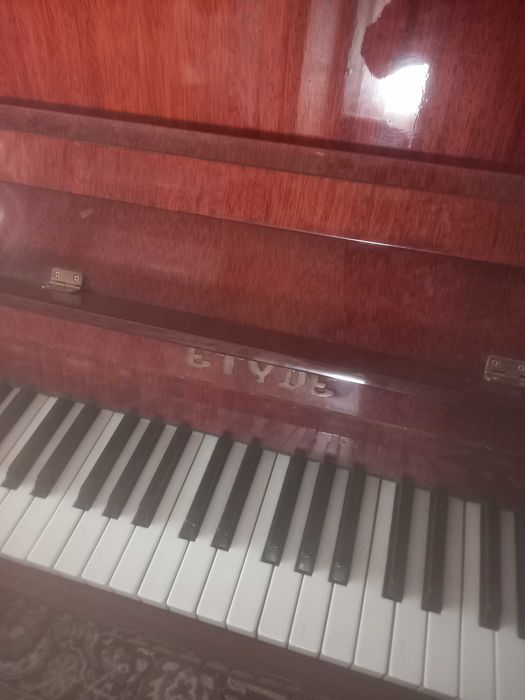 Отлично Пиано марка Етюд съдействие за транспорт