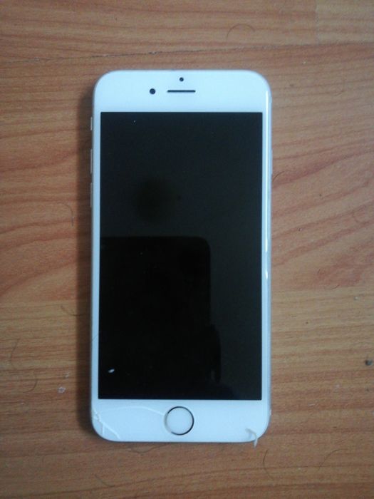 IPhone  6 S.                  .