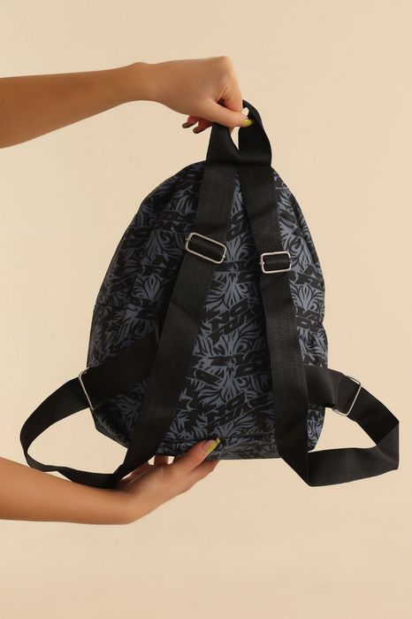 Шарена детска раница Happy Bag в различни дизайни