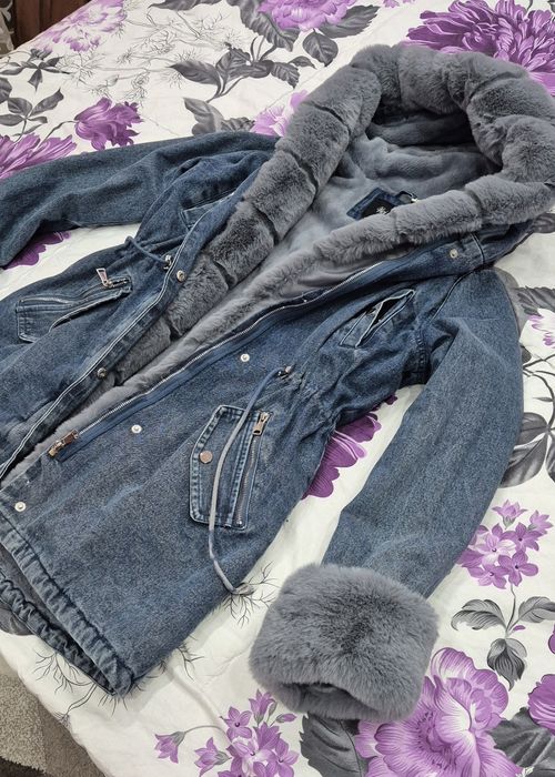 Дънкова парка сив пух свалящ се размер Л,  леко умалено, става и за М