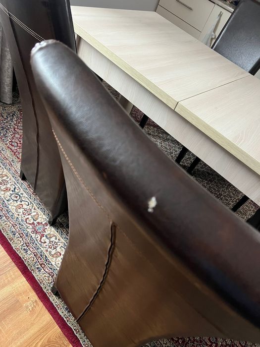 Masa cu scaune extensibila