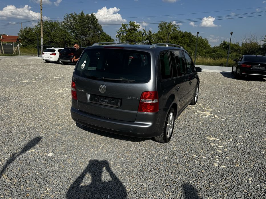 VW TOURAN 2.0 TDI 140 ks