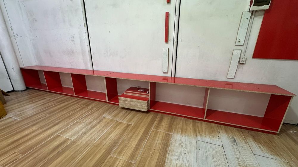 Продам шкаф под торговлю