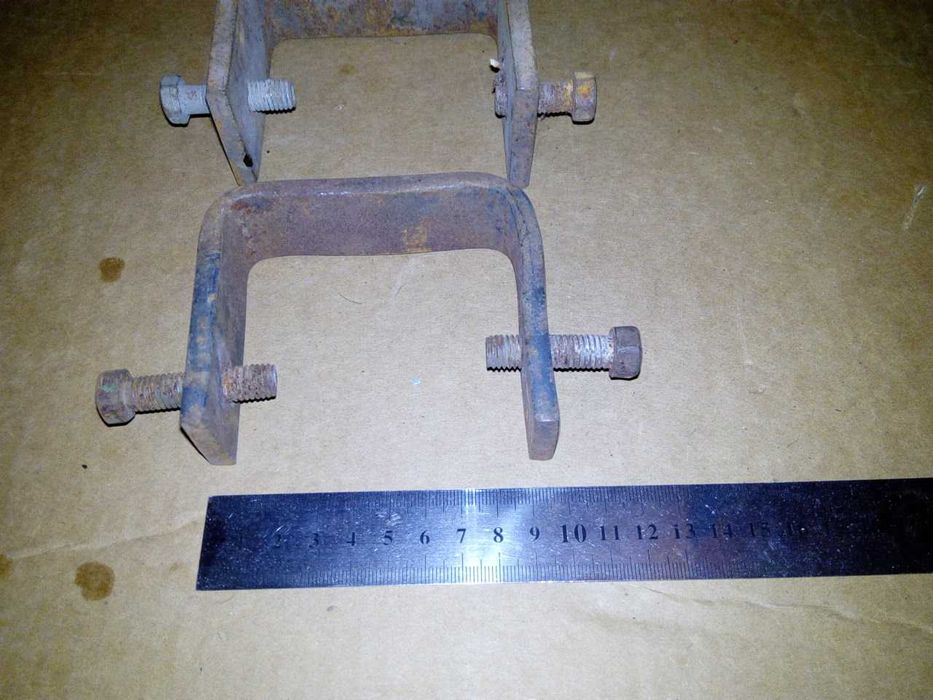 Струбцина металическая две штуки