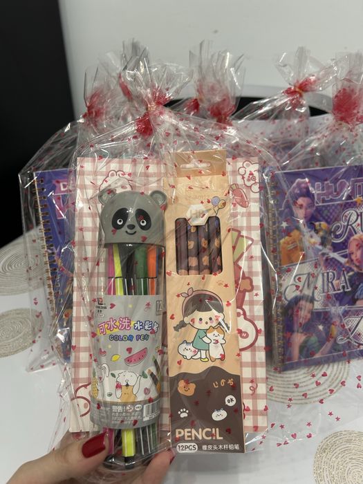 Концелярия для детей в наличии