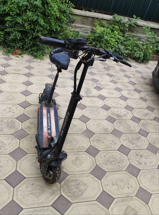 Продам Kugo m4 pro
