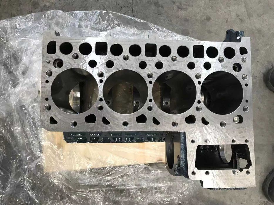 Bloc motor Kubota V2403 - Piese motor Kubota - Piese utilaj