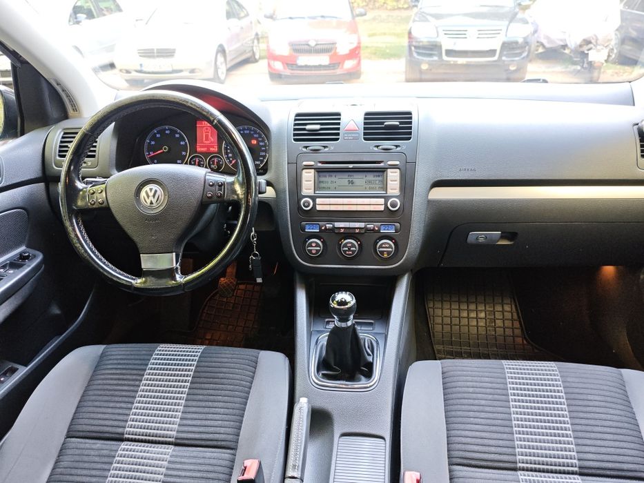 Volkswagen Golf 5 1.4 TSI 140 CP
