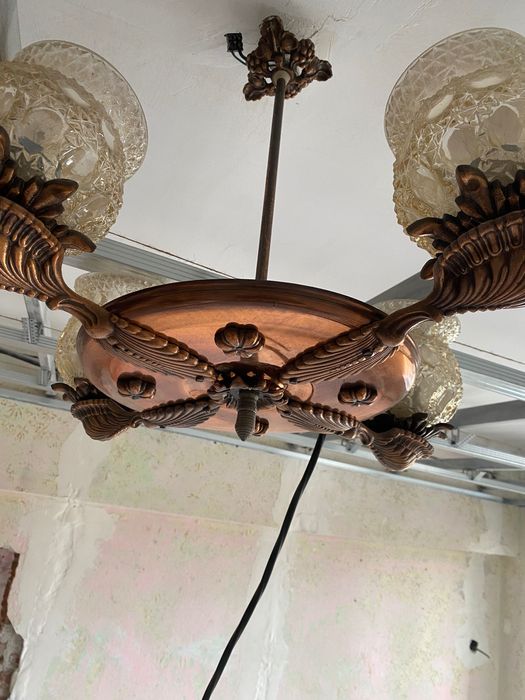 Ретро меден полилей