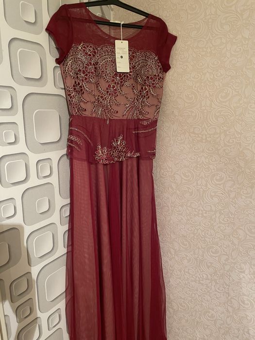 Продаются платья