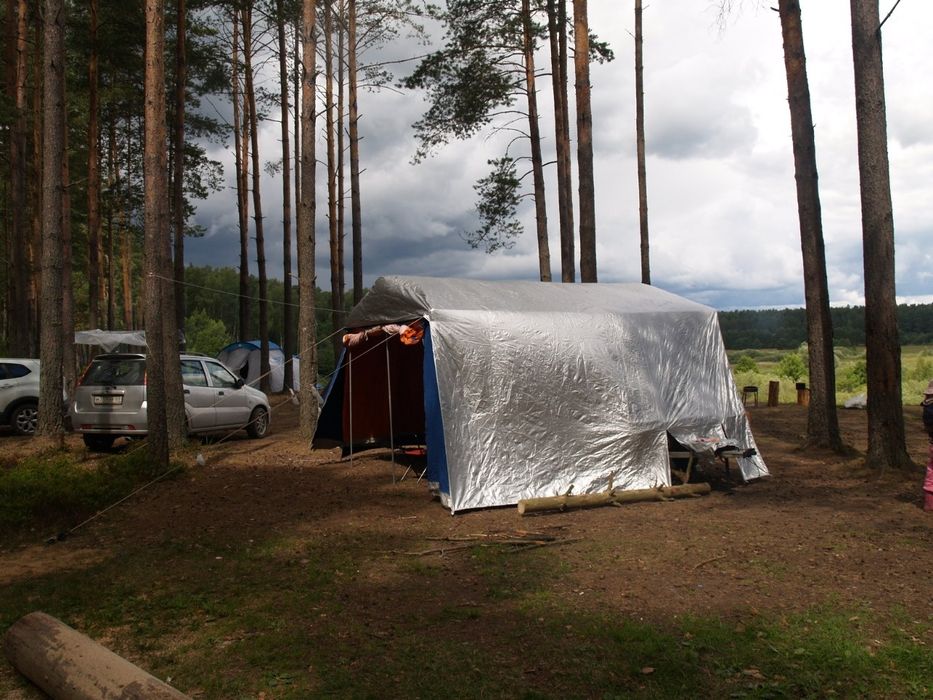 Палатка  дом на колёсах.