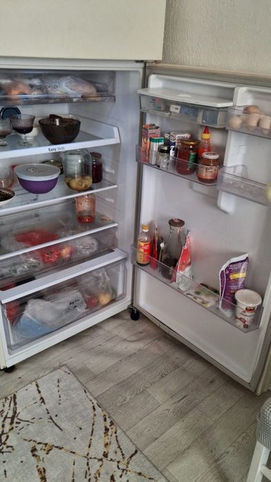 Продам холодильник