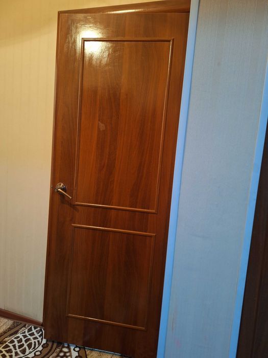 Продам межкомнатные двери