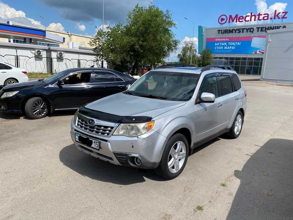 Subaru Forester 2010 г.