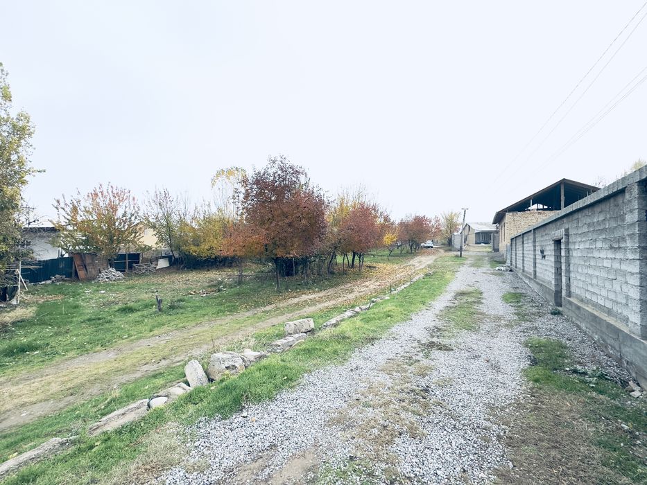 Продается земля 10 соток. Кибрай. Салар шфй