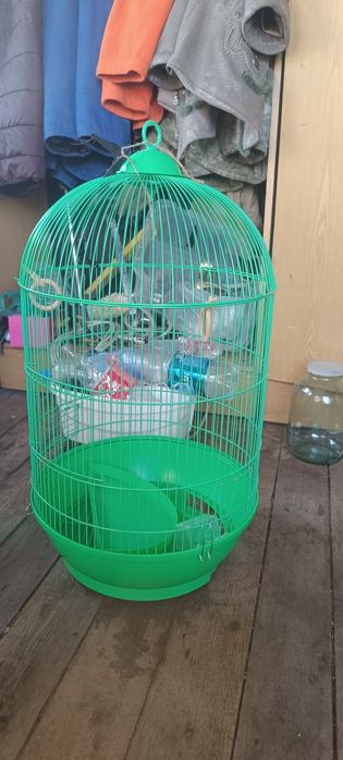 Продам клетку для попугая