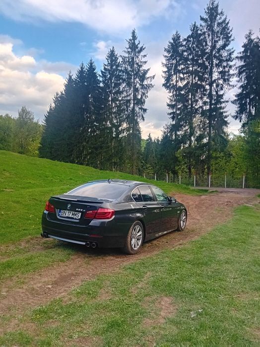 BMW 5 Series 2011 — imagine 4