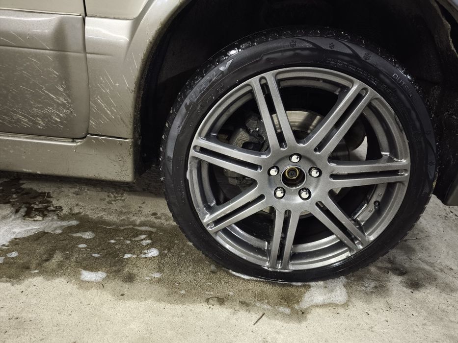 Продам диски с резиной r 18