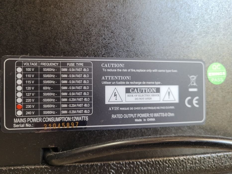 Ново китарно кубе усилвател SX GA-1065(10W)неизползвано