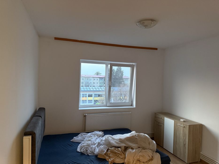 Vand apartament 2 camere