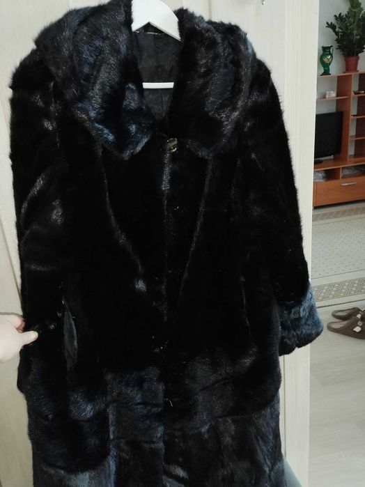 Продам шубу норковую
