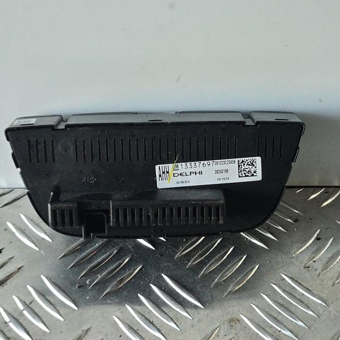 Panou Comanda clima Opel Astra J