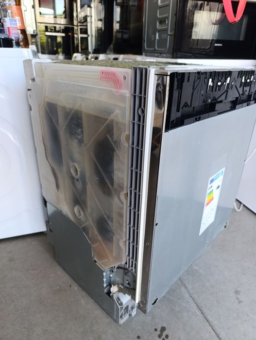 Съдомиялна за пълно вграждане Siemens 60см