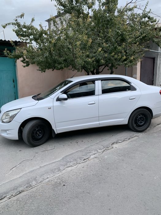 Продаеться кобальт 2015