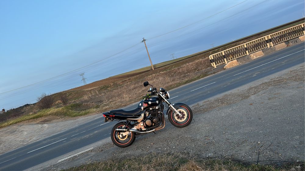 Kawasaki zr7 limitat A2