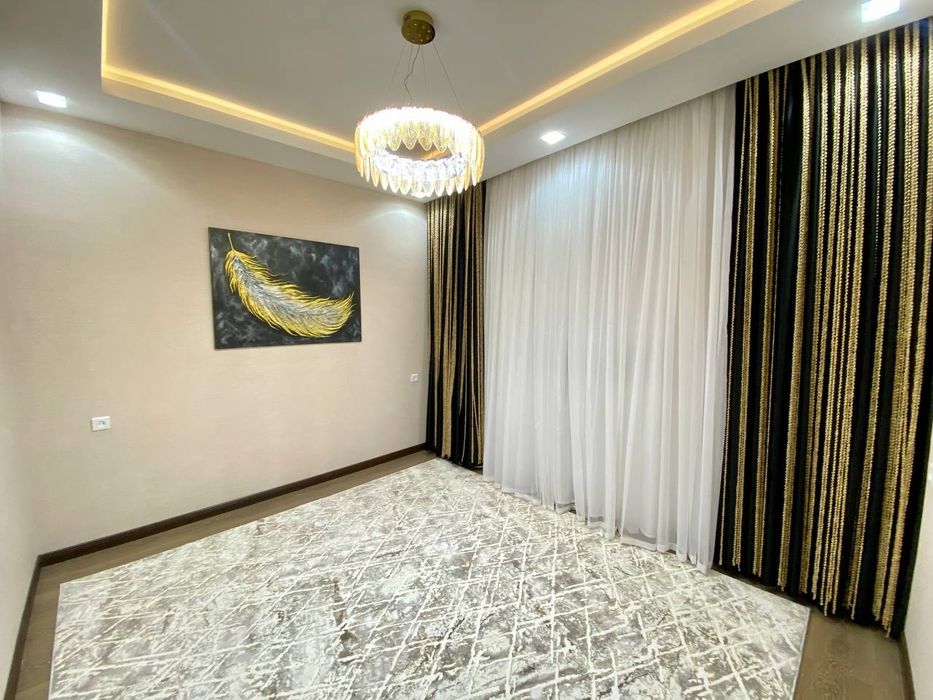 Продам новый дом 3,3 сотки, комнат: 5, площадь 150м2, Рисовый Базар.